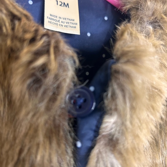 Genuine Kids from Oshkosh B’Gosh Toddler Faux Fur Vest 12 months Brown. NEW - Picture 4 of 4